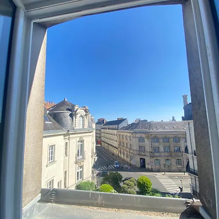 22m2 Neuf Centre De A 100m De La Cathedrale *